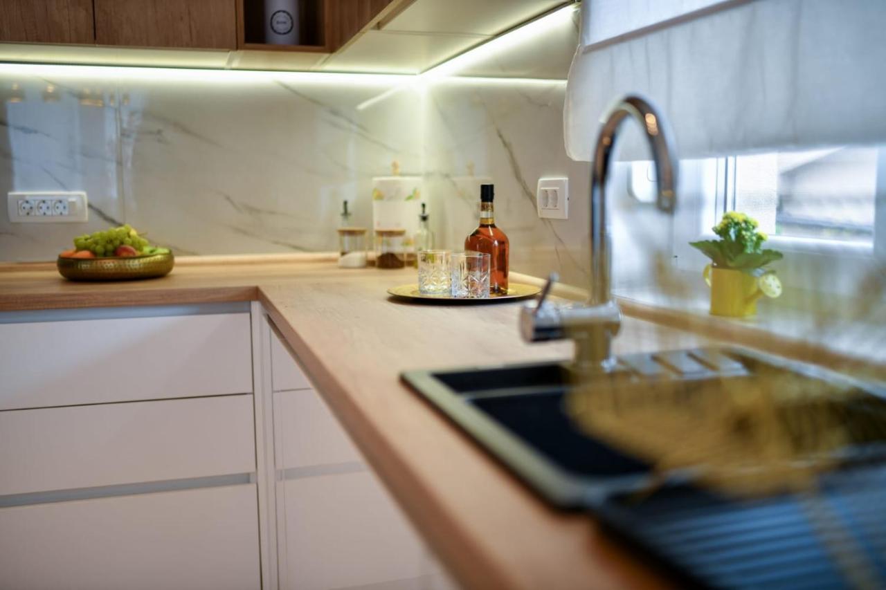 Family Apartment Amare Задар Екстериор снимка