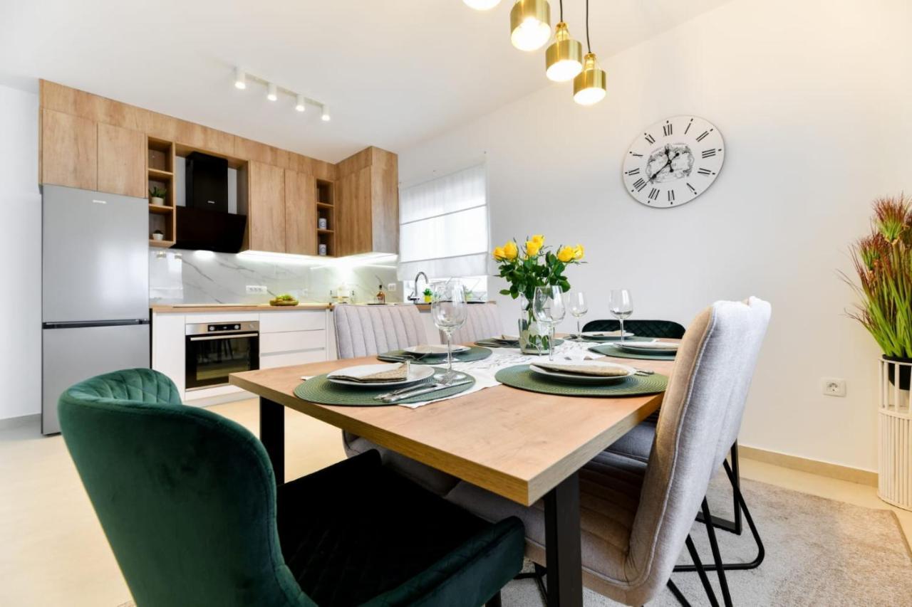 Family Apartment Amare Задар Екстериор снимка