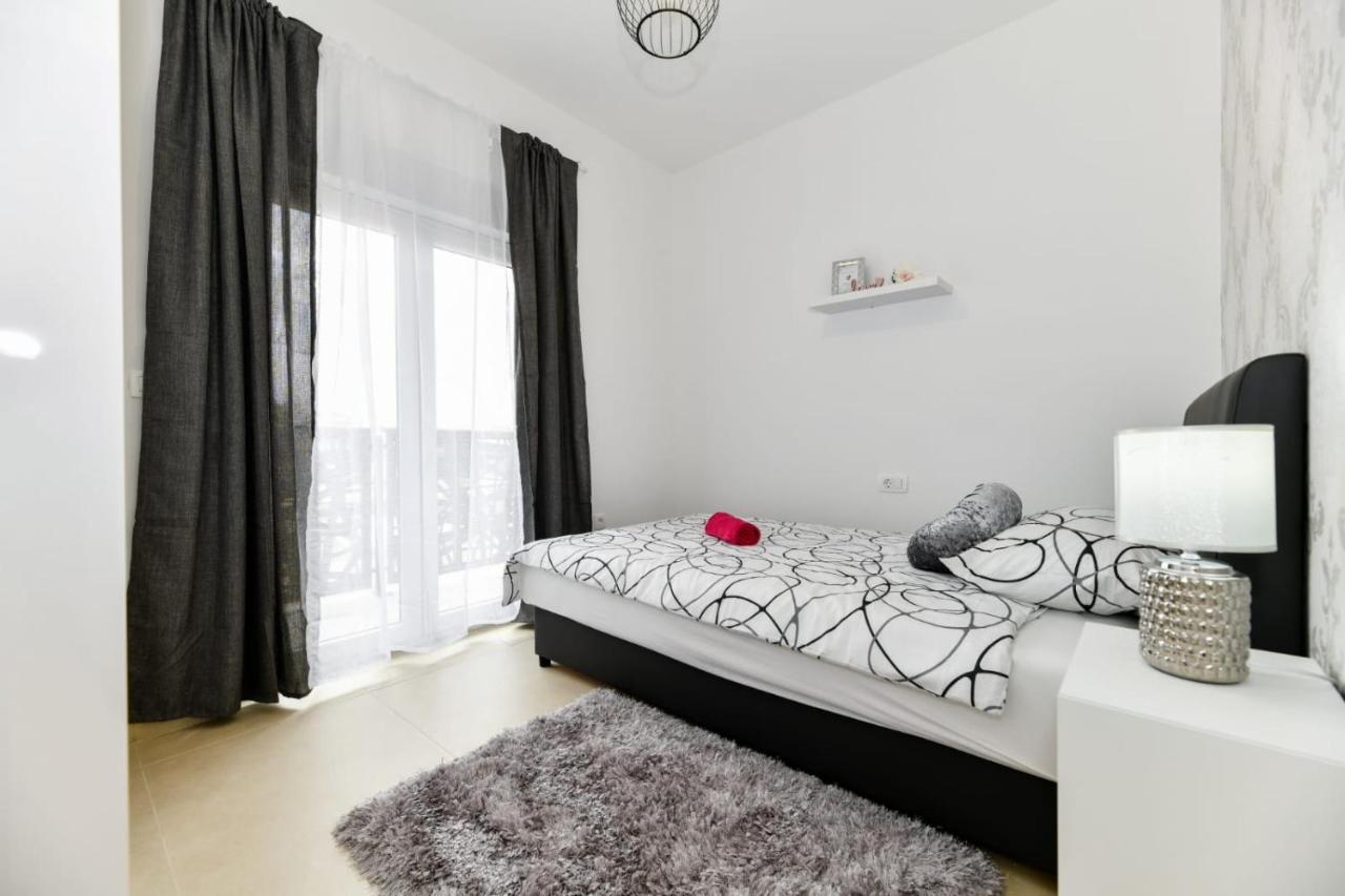 Family Apartment Amare Задар Екстериор снимка