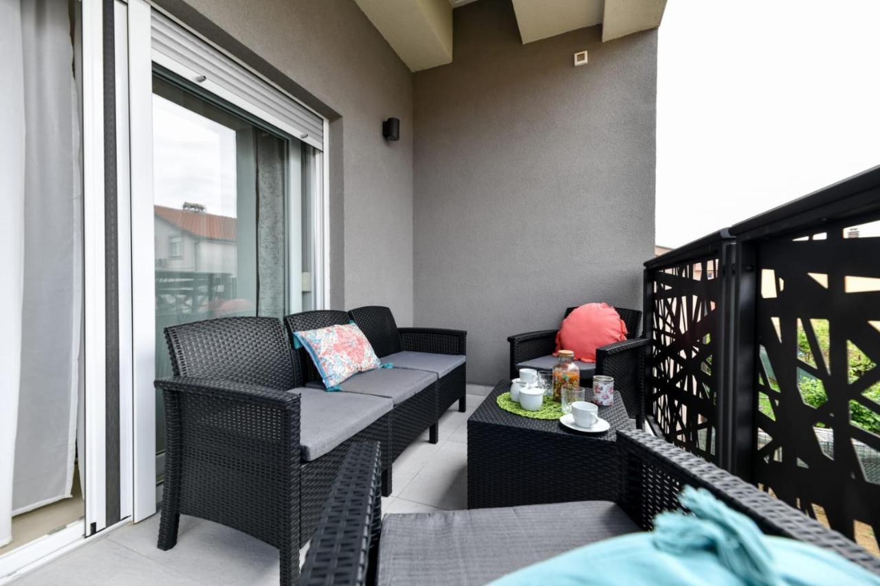 Family Apartment Amare Задар Екстериор снимка